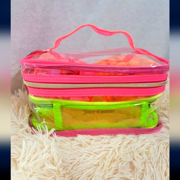 Juicy  Couture cosmetic bag - Picture 1 of 4
